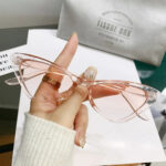 Retro Triangle Cat-Eye Fashion Glasses - Transparent